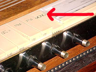 Beomaster 1000 og andre gamle radioer har monoknap, nlestjsfilter m.v.